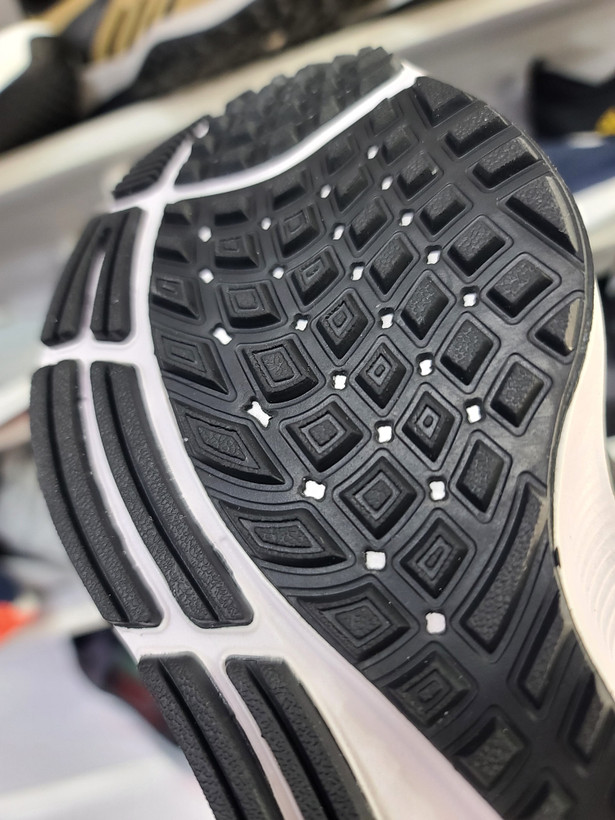 کفش کتانی نایک اورجینال/ ویتنام